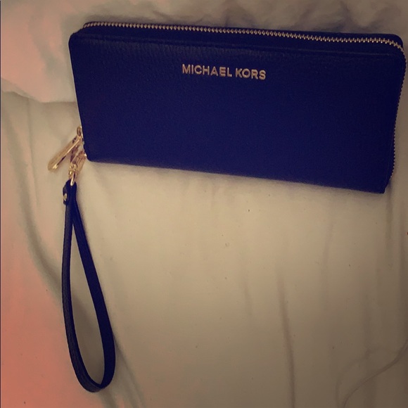 Wallet (BLACK) with Gold Tone - Picture 1 of 1